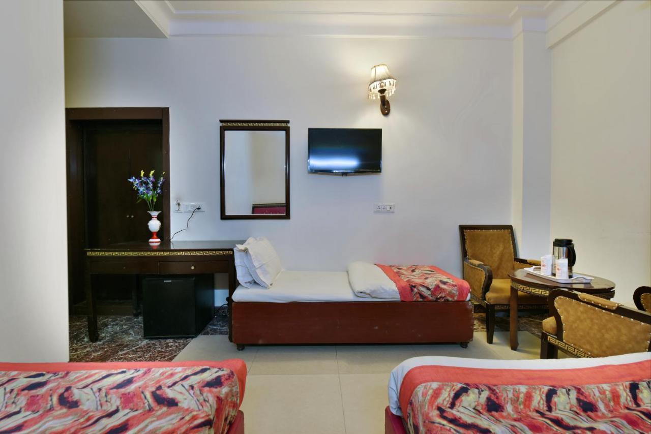 Revels By A1rooms Hotel